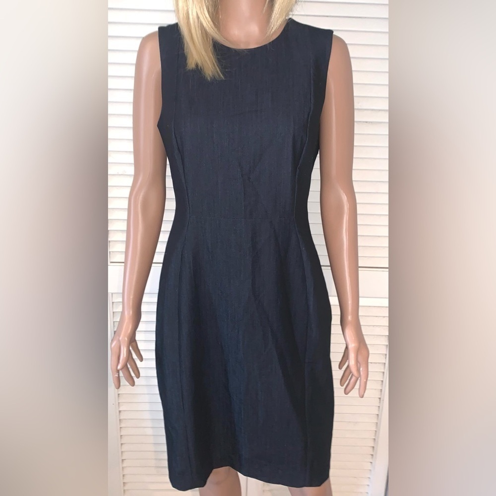 Calvin Klein sleeveless MIDI Dress Dark Blue looks like Denim size 8 Women’s